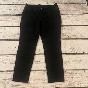 Old Navy‎ Maternity Pixie Side Panel Pants Size 8 Black